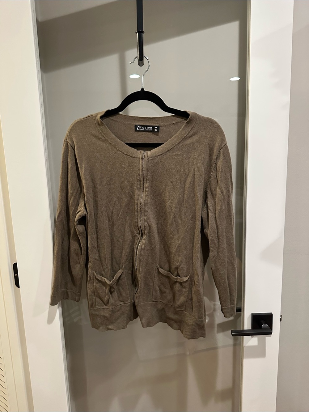 Women’s Zip-Front Taupe Cardigan Sweater